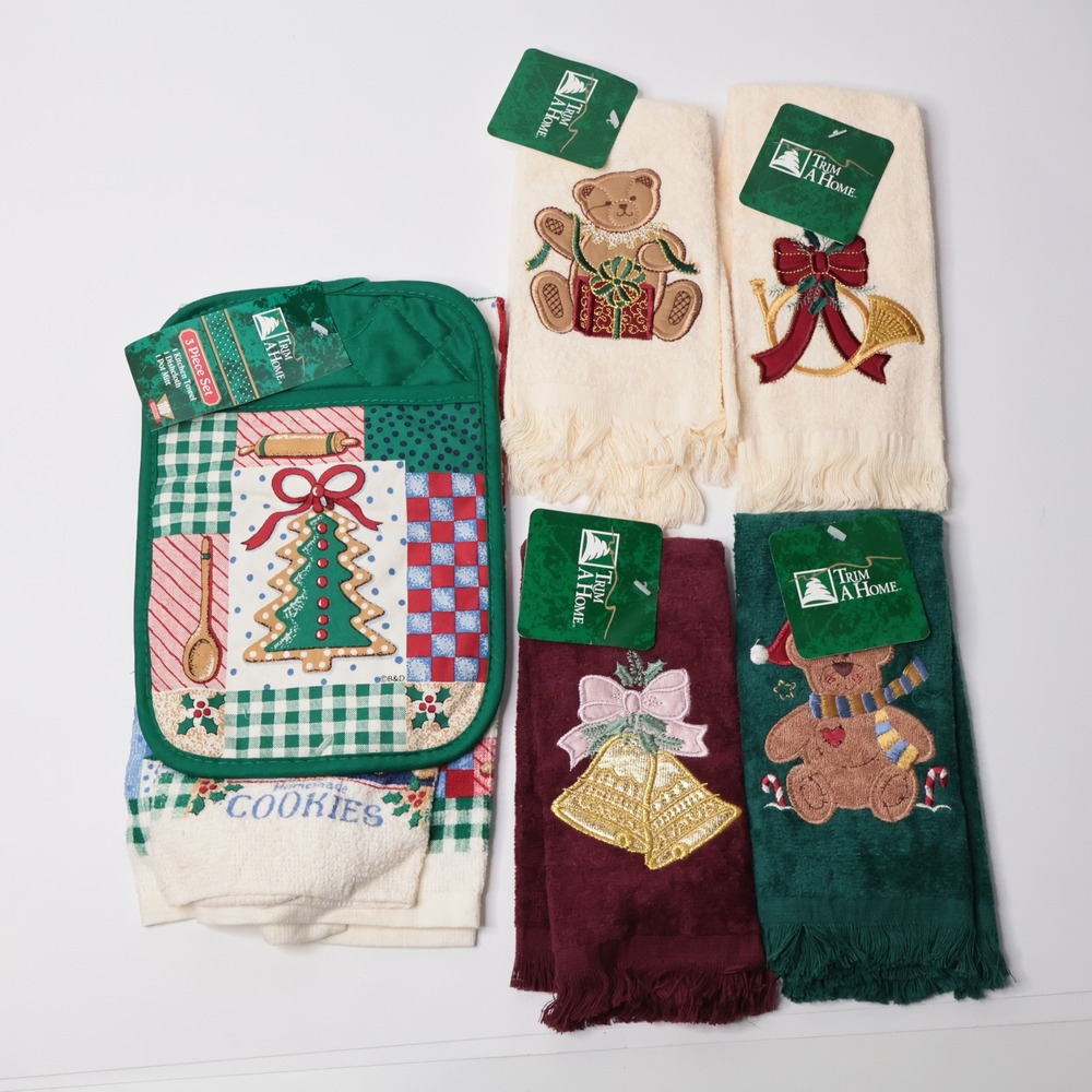 Trim A Home Vintage Christmas‎ Kitchen Towel Set Pot Mitt Teddy Bear Gingerbread